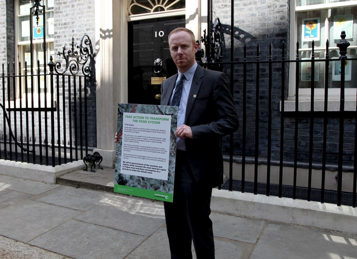 Petition Hand In May 2022 05