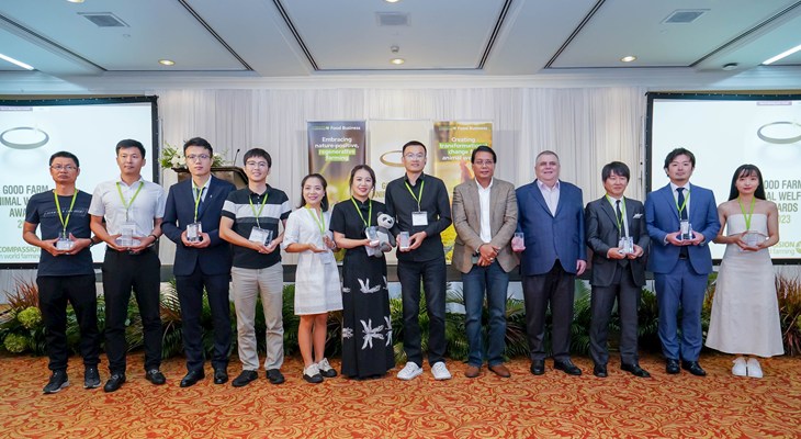 2023 Asia Award Winners With Trophies