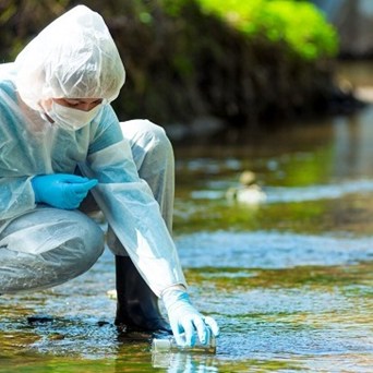 ‘Muck Map’ reveals the scale of toxic waste from factory farms impacting England’s rivers & housing targets